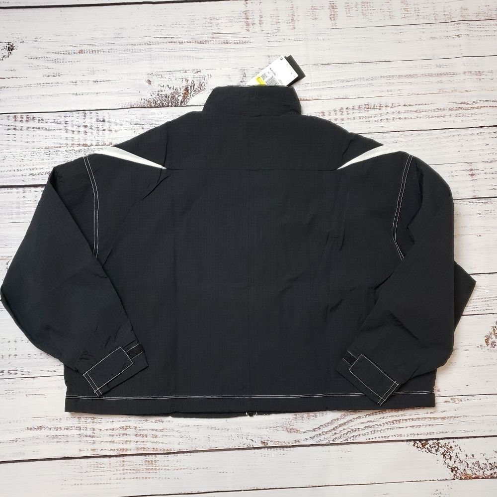 NIKE NEW Women’s Sportswear Swoosh Repel Woven Oversized Jacket NWT DR6132-010 - Picture 4 of 15